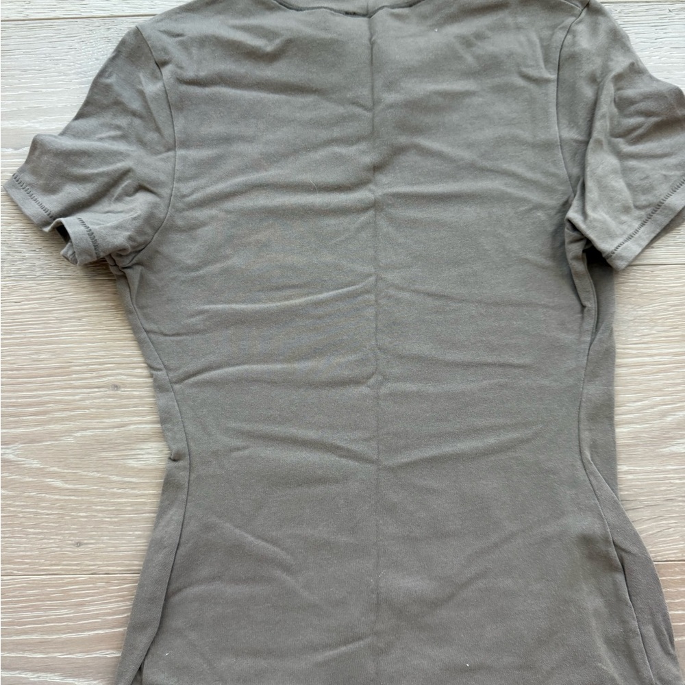 SKIMS Light Brown T-Shirt - Picture 2 of 3